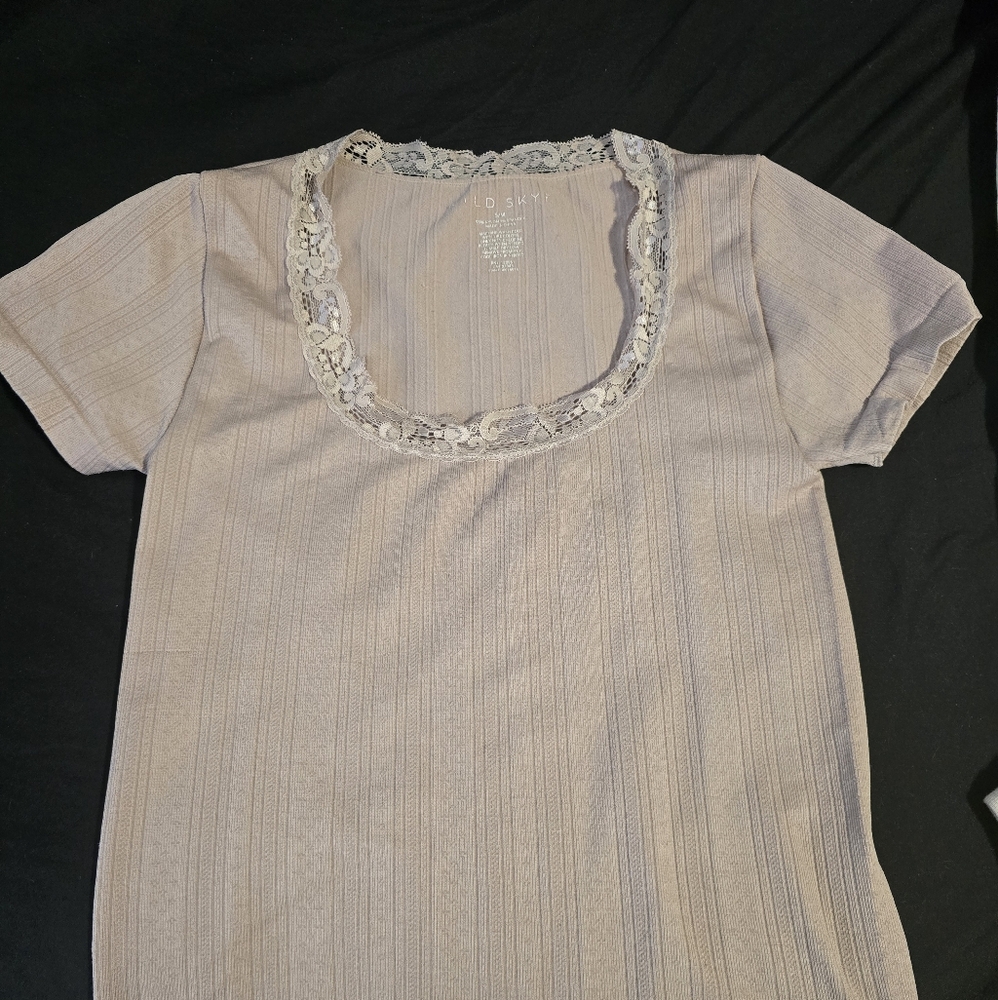 Wild Fable Kids Cream Lace Trim Tee